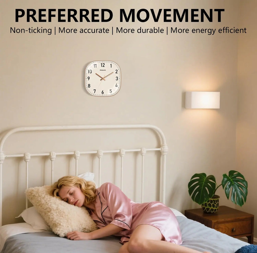 Horloge Murale Carrée Quartz Beige Moderne Élégante