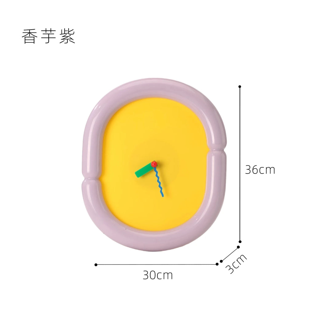 Horloge Murale Art Nordique Ovale Crème Acrylique