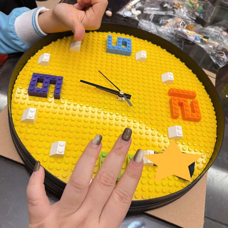 Horloge Murale Briques Construction Enfant Silencieuse Colorée