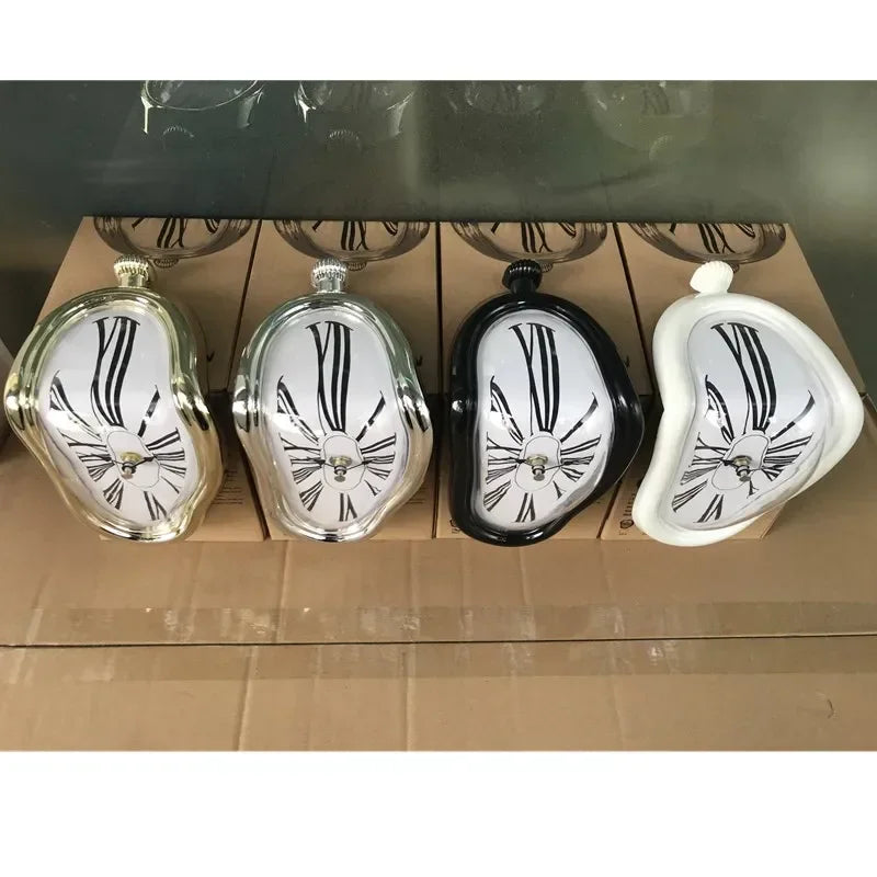 Horloge Mural Effet Fonte Rétro Silencieuse Décoration Originale