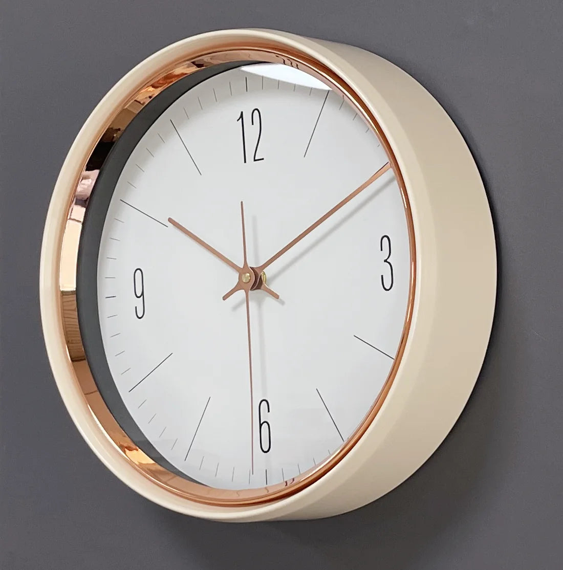 Horloge Mural Vintage Métal Vert Olive Silencieuse Déco