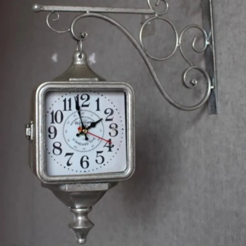 Horloge Murale Vintage Luxe Carrée Double Face Créative